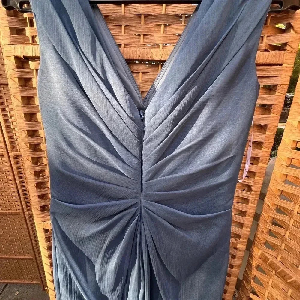 ~Jade by Jasmine~ Bridal Gown - Size 4 - Picture 10 of 13